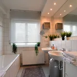 Rent 5 bedroom apartment of 125 m² in Stuttgart