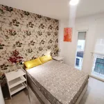 Rent 3 bedroom apartment of 60 m² in Málaga