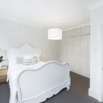 Rent 2 bedroom flat of 64 m² in London