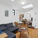 Rent 2 bedroom house in Queens