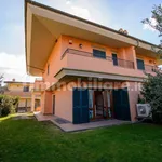 Rent 4 bedroom house of 120 m² in Monterosi