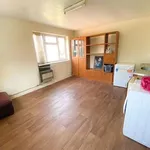 Rent 4 bedroom flat in Wolverhampton