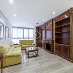 Alquilo 4 dormitorio apartamento de 157 m² en Valencia