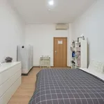 Rent a room in lisbon