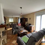 Rent 5 bedroom house of 150 m² in Mecé