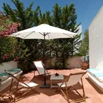 Rent 2 bedroom house of 200 m² in Alvor