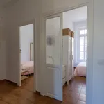 Rent 4 bedroom apartment in Valencia