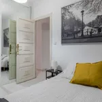 Rent 5 bedroom apartment in Valencia