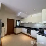 Rent 4 bedroom house of 345 m² in Phuket