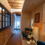 Rent 2 bedroom apartment of 76 m² in Florence