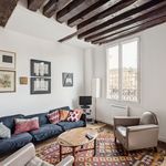 Rent 1 bedroom apartment of 550 m² in Paris