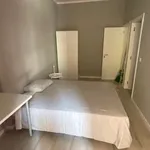 Rent a room of 85 m² in lisbon