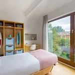 Miete 4 Schlafzimmer wohnung von 10 m² in Frankfurt