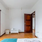 Rent 3 bedroom apartment in Porto