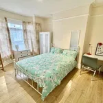 Rent 4 bedroom flat in North East England