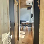 Appartement de 270 m² avec 1 chambre(s) en location à Paris