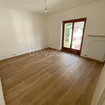 Rent 4 bedroom apartment of 109 m² in Lana