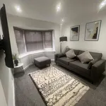 Rent 2 bedroom flat of 41 m² in Leeds