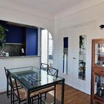 Rent 1 bedroom apartment of 550 m² in Paris