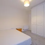 Rent 2 bedroom flat in Scotland