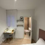 Rent a room in Madrid