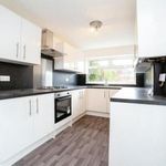 Rent 3 bedroom flat in East Midlands