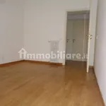 Rent 4 bedroom apartment of 110 m² in Rome