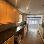 Rent 4 bedroom flat in Wales