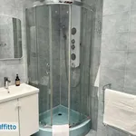 Affitto 2 camera appartamento di 77 m² in Triest