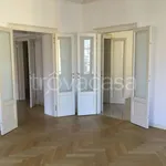 Rent 5 bedroom apartment of 110 m² in Brescia