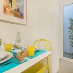 Rent 2 bedroom apartment of 45 m² in Lisbon