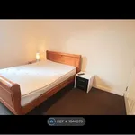 Room to rent in Samuel Street, Crewe CW1