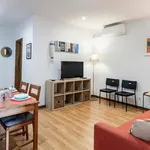 Rent 2 bedroom apartment in Porto