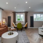 Rent 3 bedroom apartment of 1001 m² in London