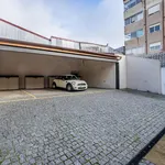 Rent 2 bedroom apartment in Porto