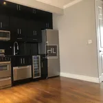 Rent 2 bedroom apartment in Manhattan