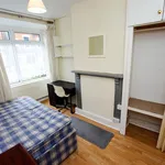 Rent 4 bedroom flat in Birmingham