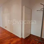 Affitto 4 camera appartamento di 141 m² in Roma