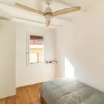 Rent 2 bedroom apartment of 75 m² in Barcelona