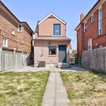 Rent 3 bedroom house in Toronto (Wychwood)