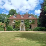 Rent 6 bedroom house in Winchester