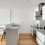 Rent 2 bedroom apartment of 1005 m² in London