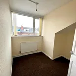 Rent 3 bedroom house in Leeds