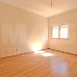 Apartamento de 3 Assoalhadas com parqueamento