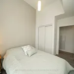 Appartement de 796 m² avec 6 chambre(s) en location à Toronto