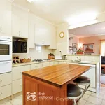 Rent 4 bedroom house in Oakleigh East