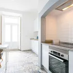 Rent 7 bedroom apartment in lisbon