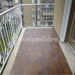 3-room flat excellent condition, fourth floor, Piscina, Legnano