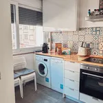 Rent 1 bedroom apartment of 35 m² in lisbon