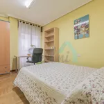 Alquilo 3 dormitorio apartamento de 90 m² en Oviedo